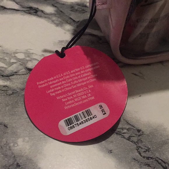 PINK Travel pack - Picture 3 of 3